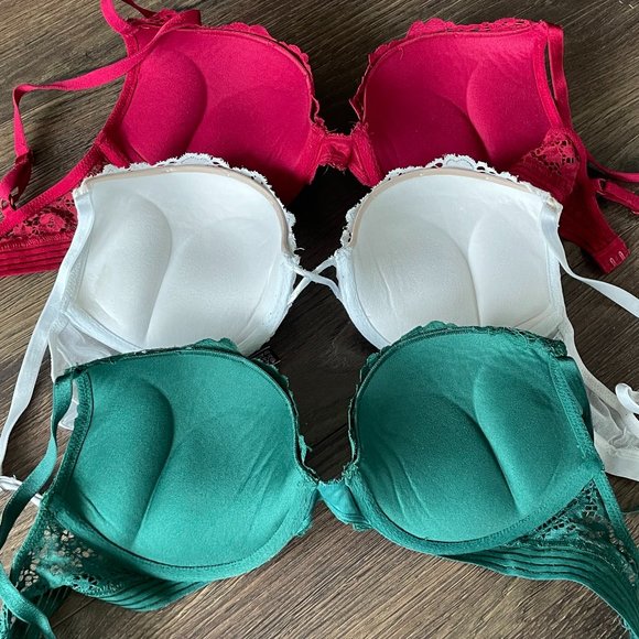 Victoria Secret - Bombshell Add-2-Cups Lace Push Up (set of 3) - Picture 3 of 4